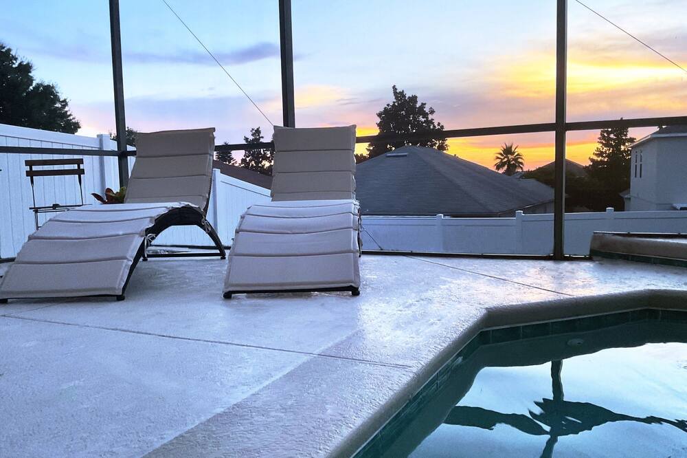Photo of Patio Balcony in West Stonebridge