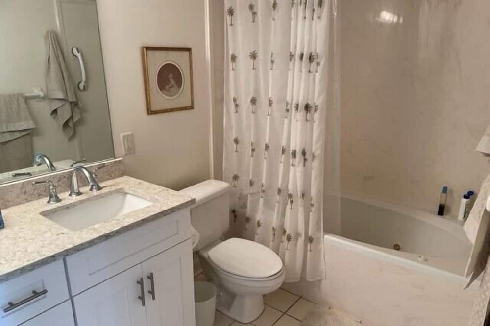 Photo of Bathroom in Pensacola Beach