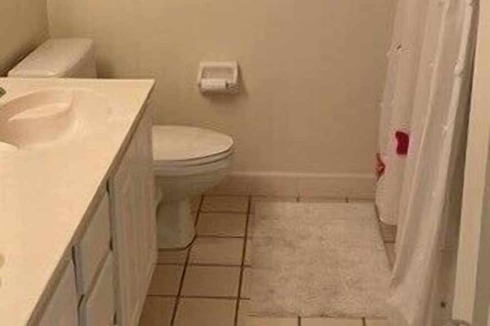 Photo of Bathroom in Pensacola Beach