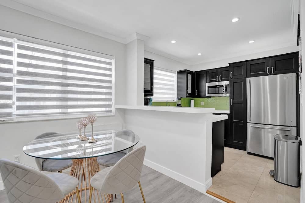 Photo of Kitchen in Bay Harbor Islands
