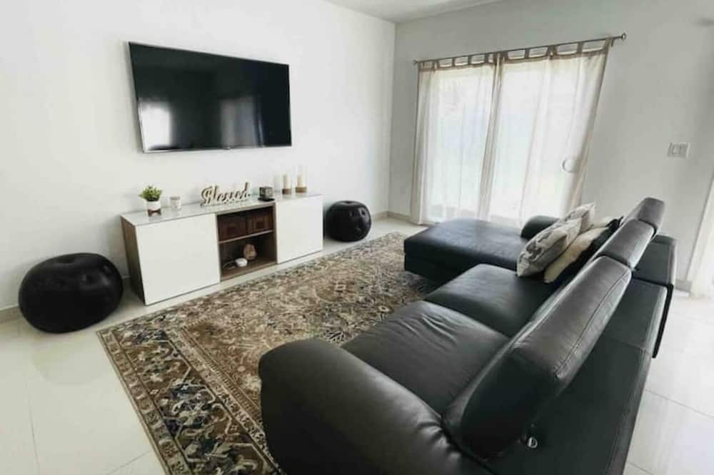 Photo of Livingroom in Princeton