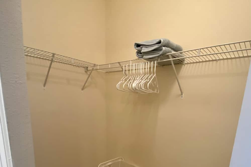 Photo of Bathroom in Vista East