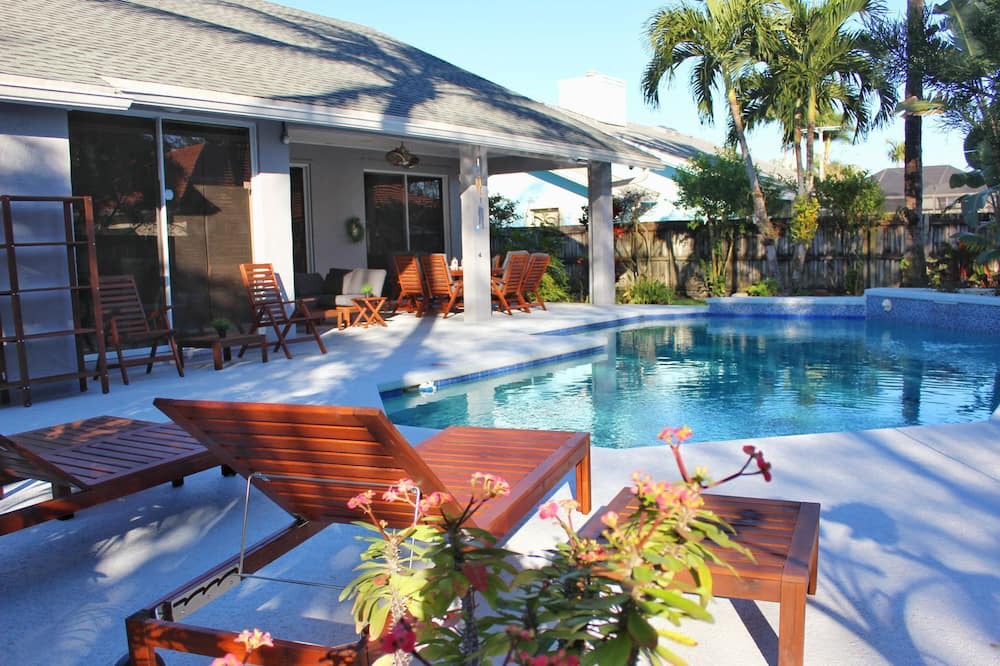 Photo of Outdoor in Greenview Shores