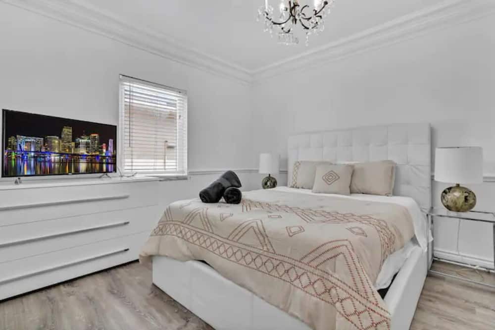 Photo of Bedroom in The Roads