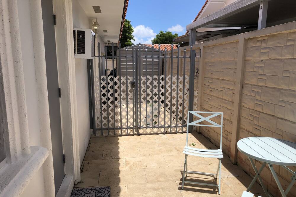 Photo of Patio Balcony in Tamiami