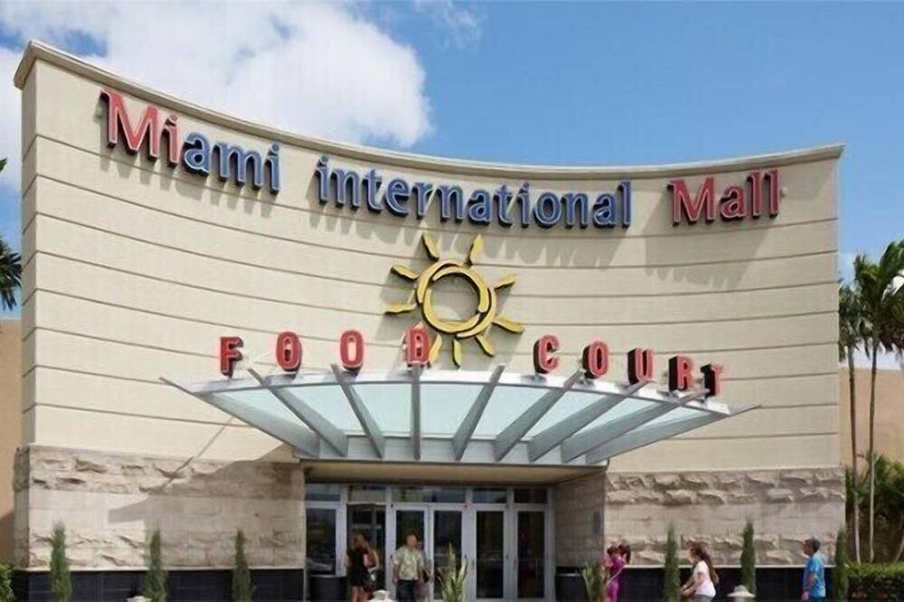 Photo of Outdoor in Tamiami