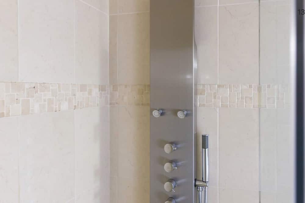 Photo of Bathroom in Tamiami