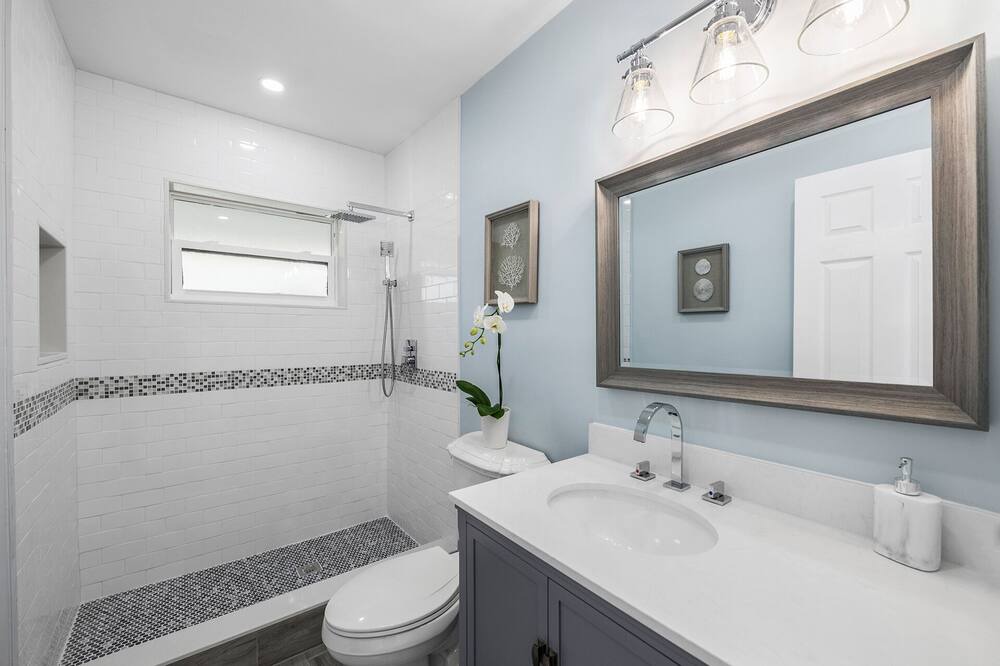 Photo of Bathroom in Santa Barbara Estates