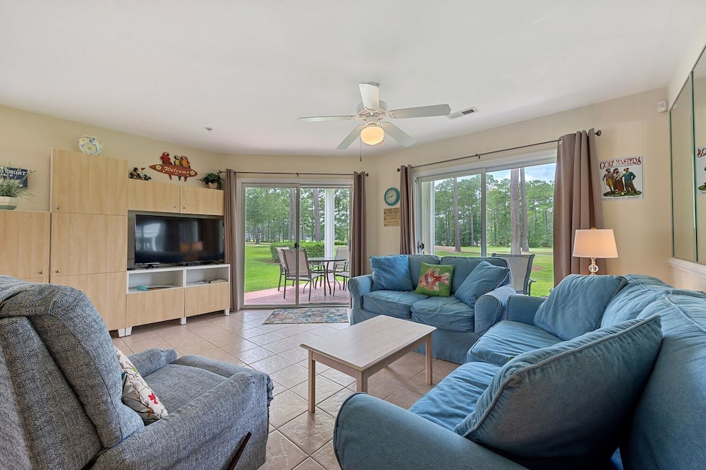 Photo of Livingroom in Calabash