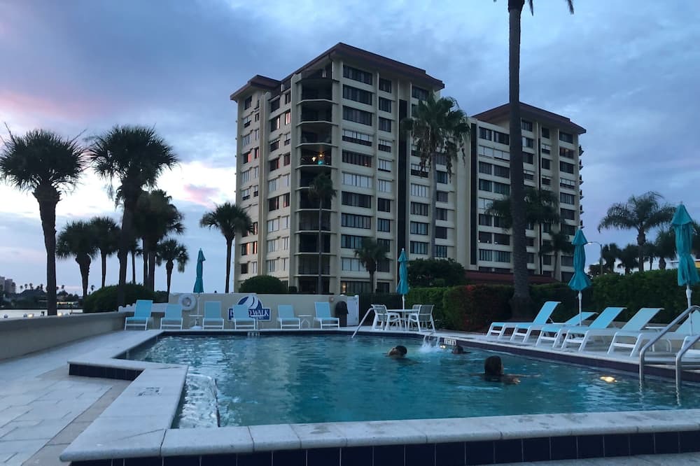 Photo of Outdoor in Island Estate