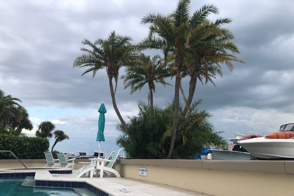 Photo of Outdoor in Island Estate