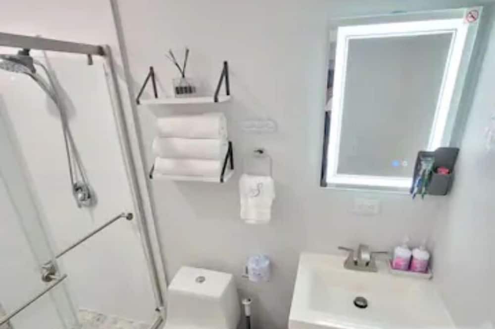 Photo of Bathroom in West Hollywood