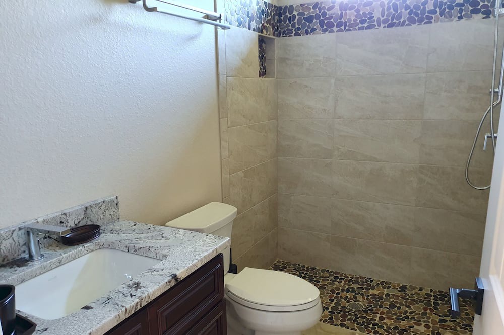 Photo of Bathroom in South Gulf Cove