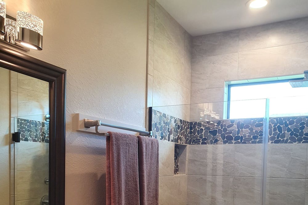 Photo of Bathroom in South Gulf Cove