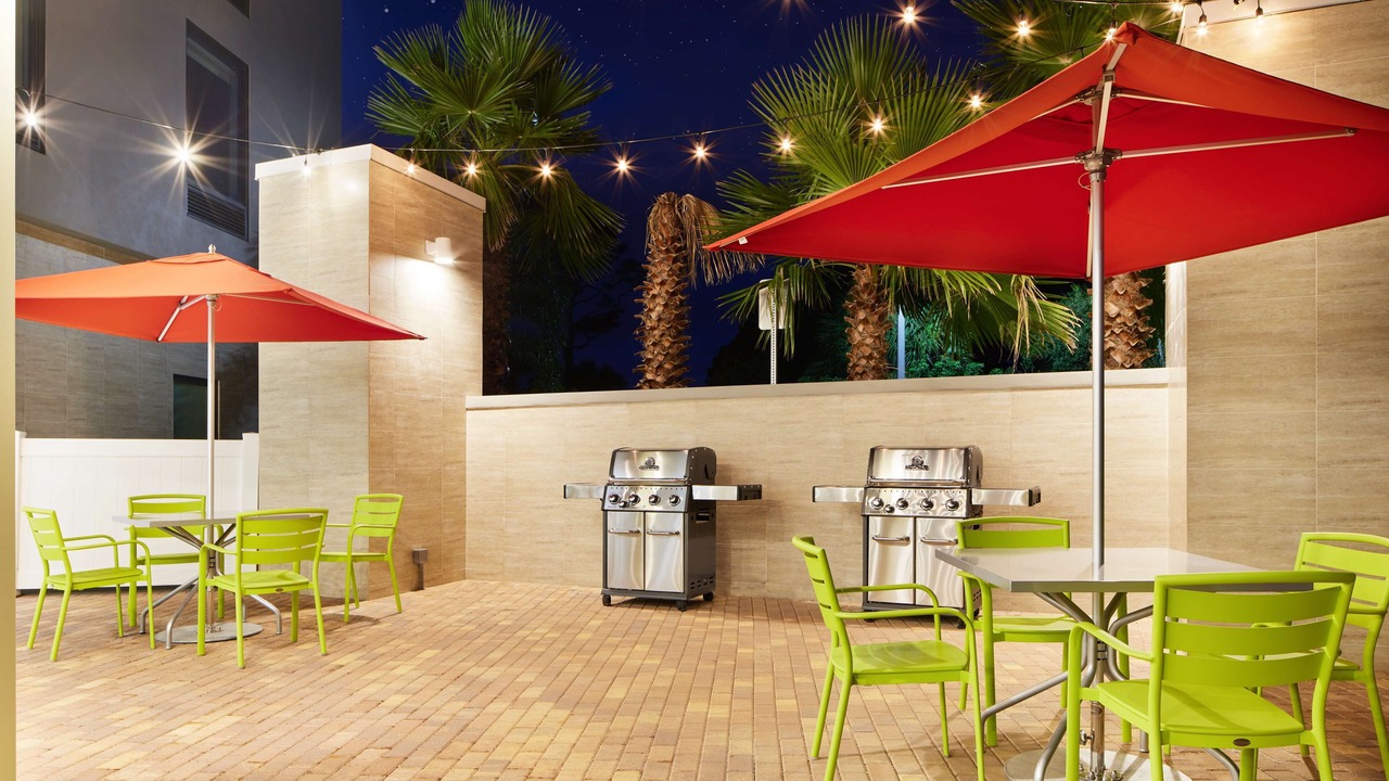 Photo of Patio Balcony in North River Shores