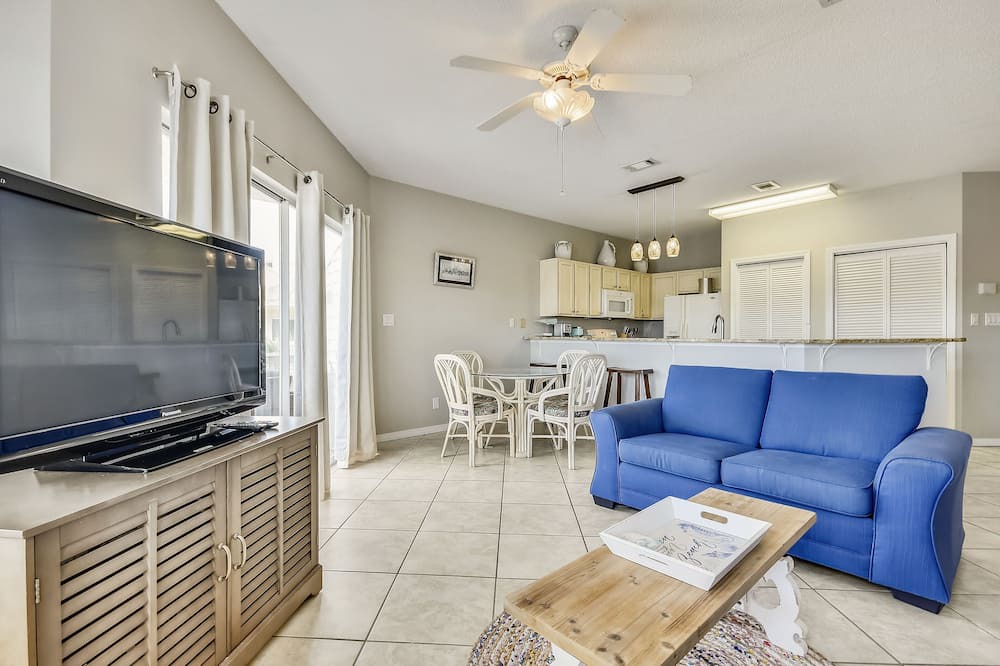 Photo of Livingroom in Holiday Isle