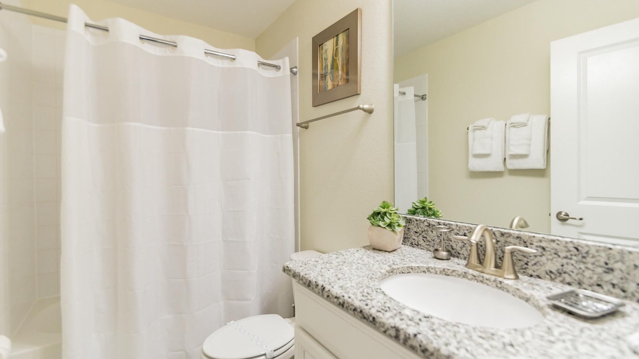 Photo of Bathroom in Davenport