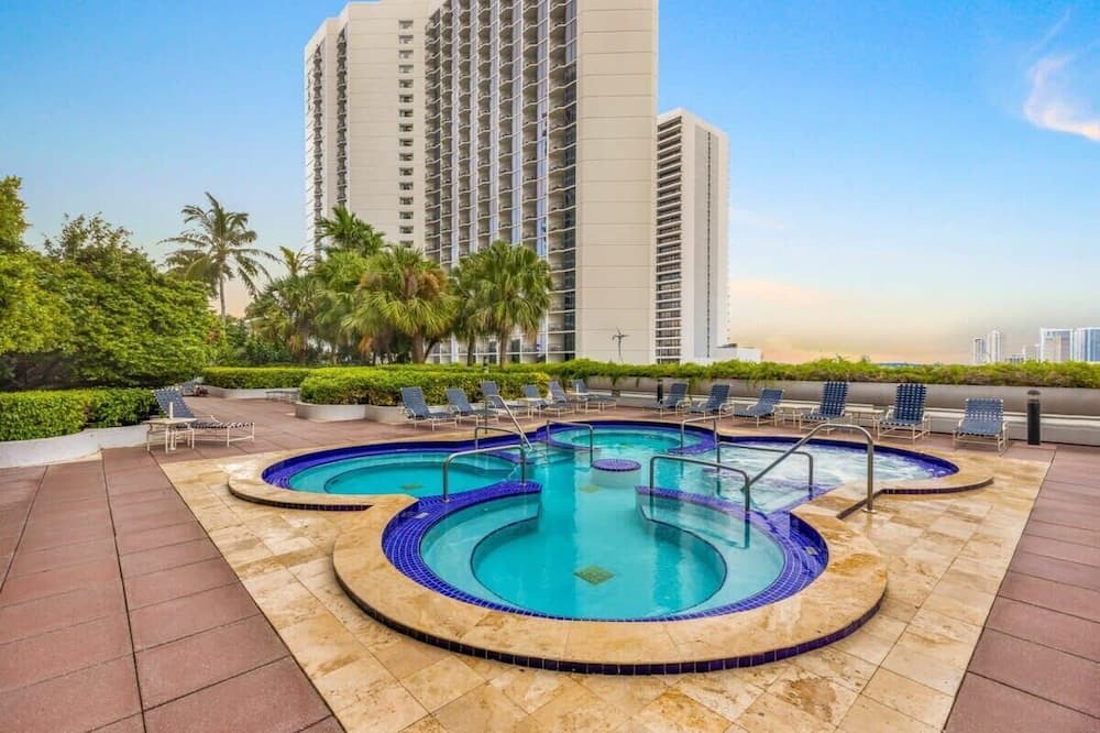 Photo of Outdoor in Downtown Miami