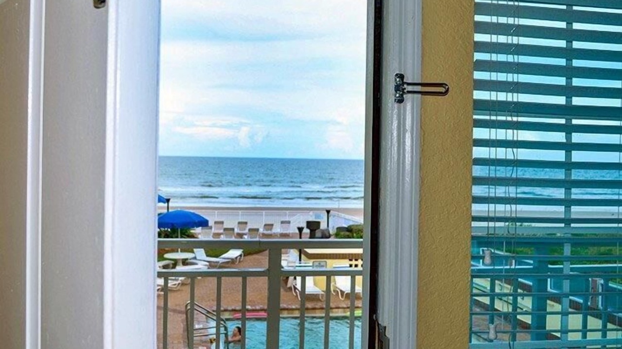 Photo of Bedroom in East Daytona