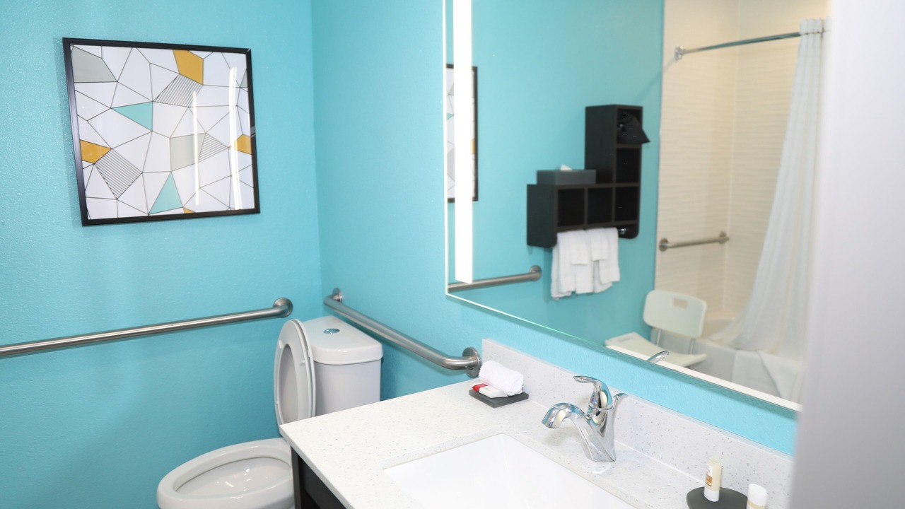 Photo of Bathroom in Gunter Afs
