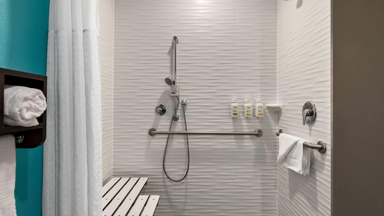 Photo of Bathroom in Gunter Afs