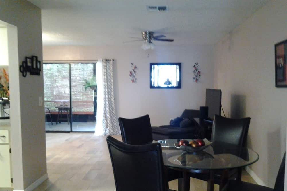 Photo of Livingroom in Sun 'N Lake