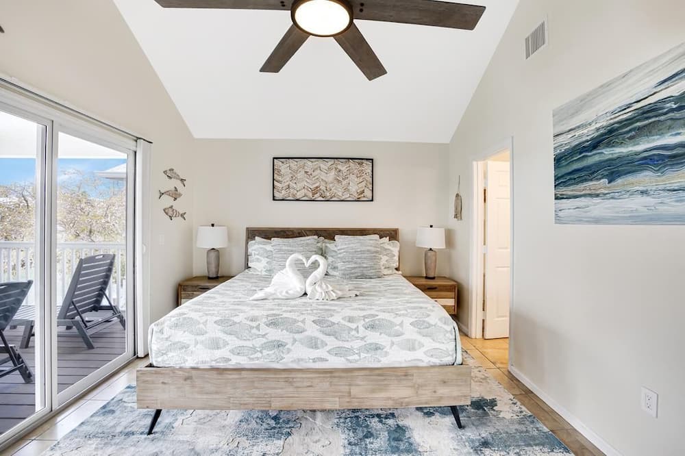 Photo of Bedroom in Marathon