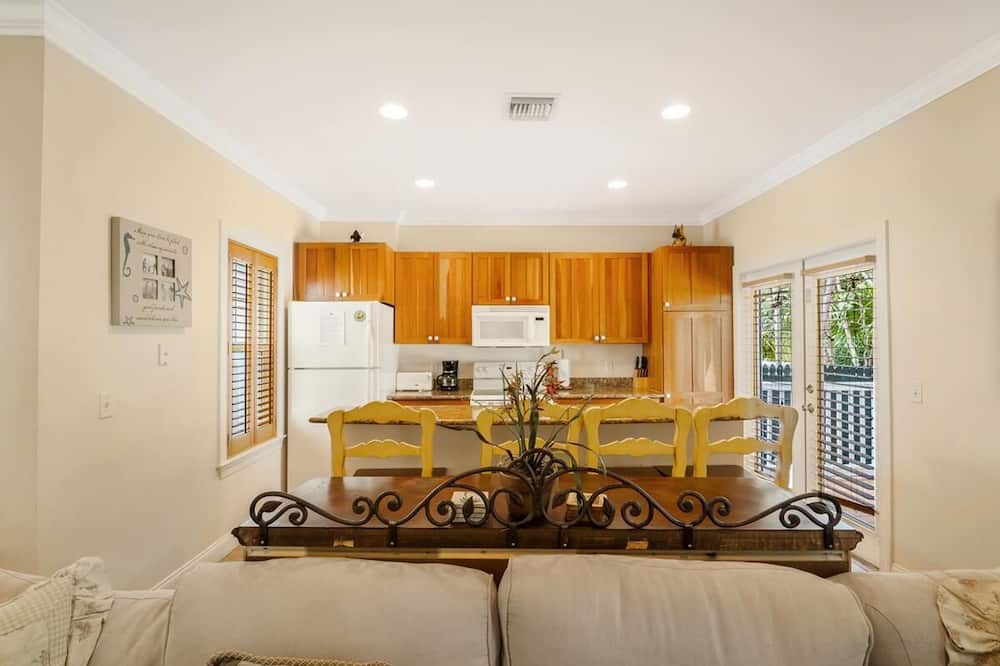 Photo of Kitchen in Marathon