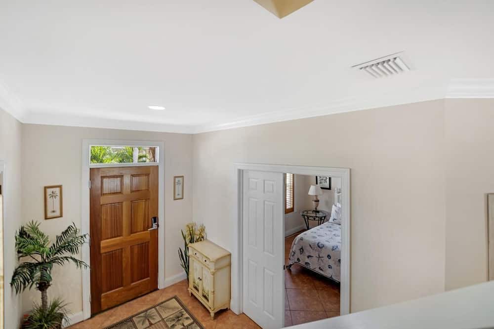 Photo of Bedroom in Marathon
