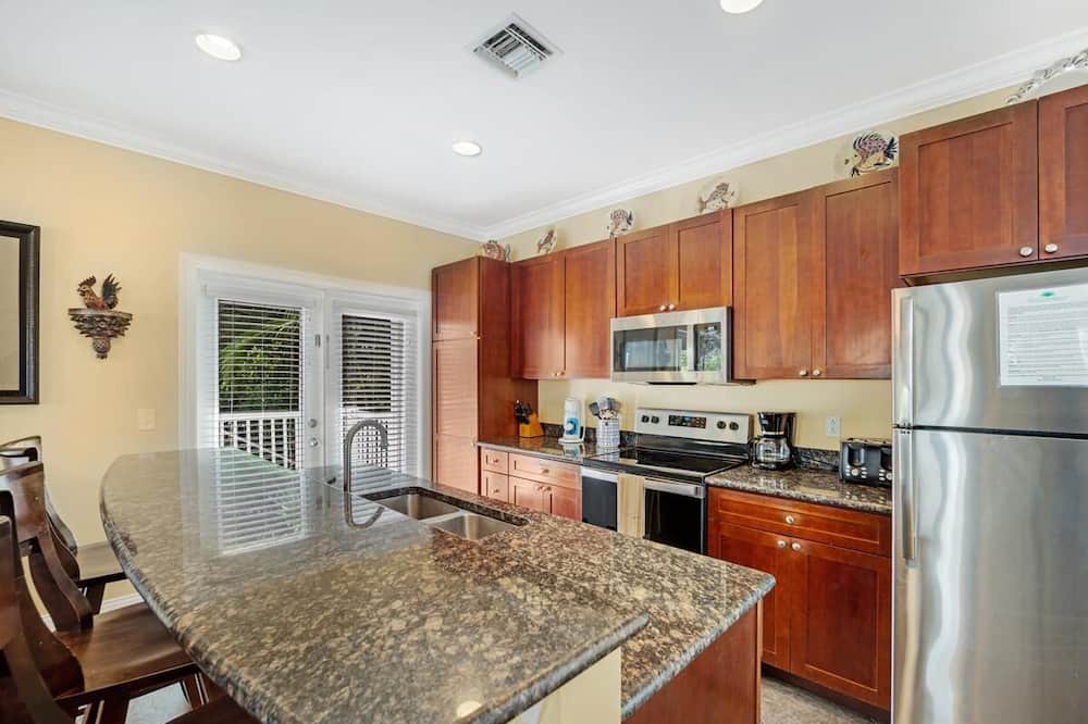 Photo of Kitchen in Marathon
