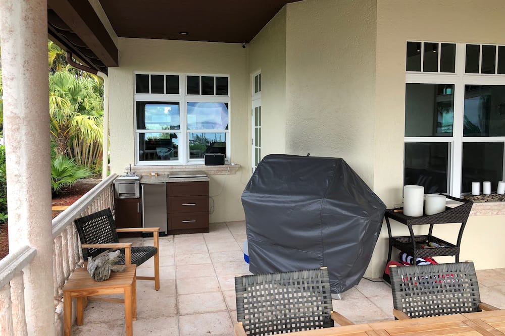 Photo of Outdoor in North River Shores