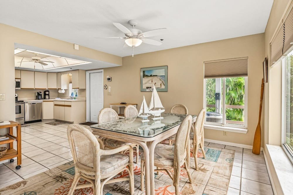 Photo of Livingroom in Boca Grande