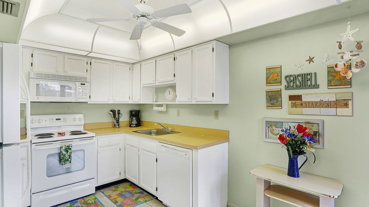 Photo of Kitchen in Hammock Bay