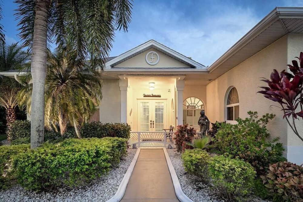 Photo of Outdoor in Caloosahatchee
