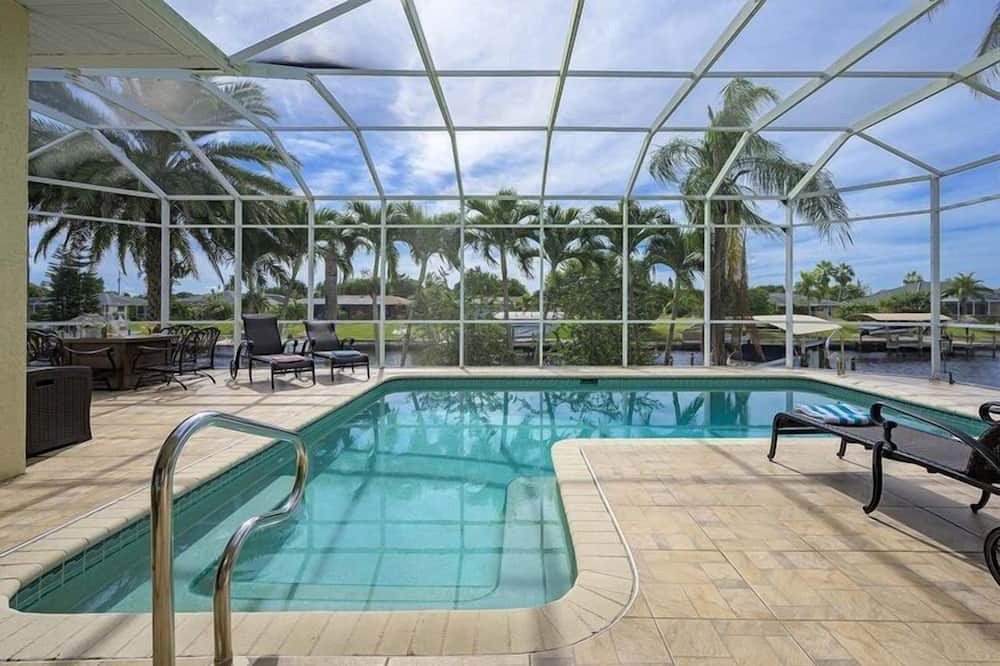 Photo of Outdoor in Caloosahatchee