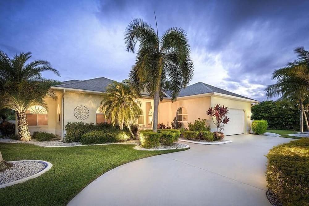 Photo of Outdoor in Caloosahatchee