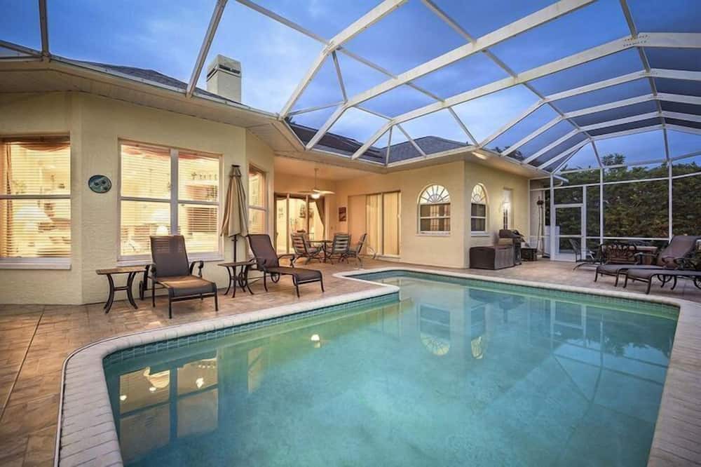Photo of Outdoor in Caloosahatchee
