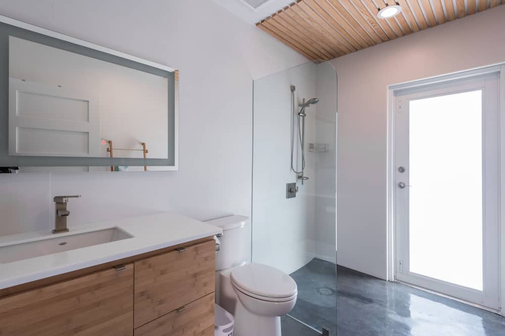 Photo of Bathroom in Historic Old Northeast