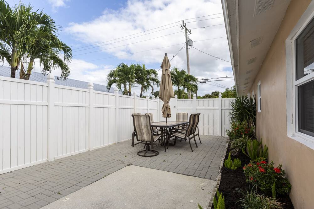 Photo of Patio Balcony in Florida North Atlantic Coast