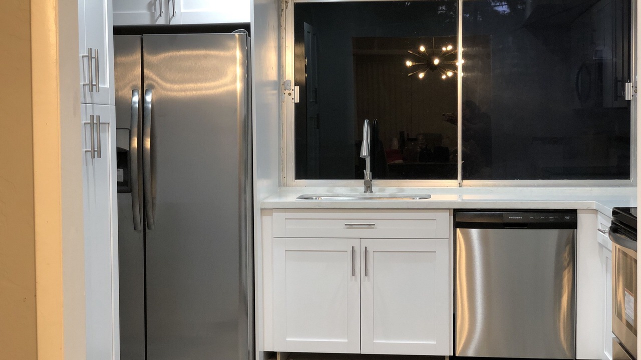 Photo of Kitchen in Golden Glades