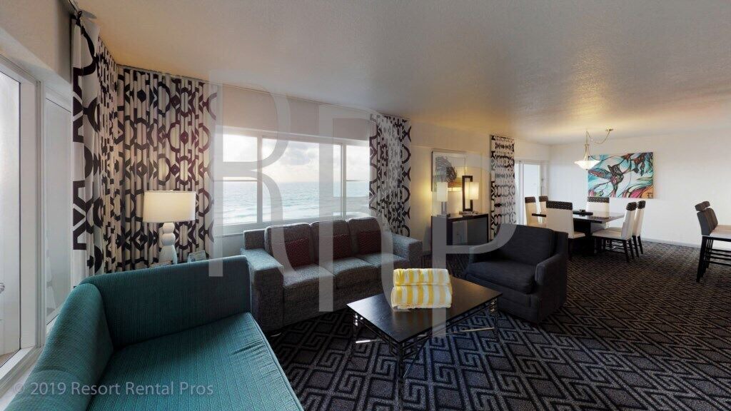 Photo of Livingroom in Surfside