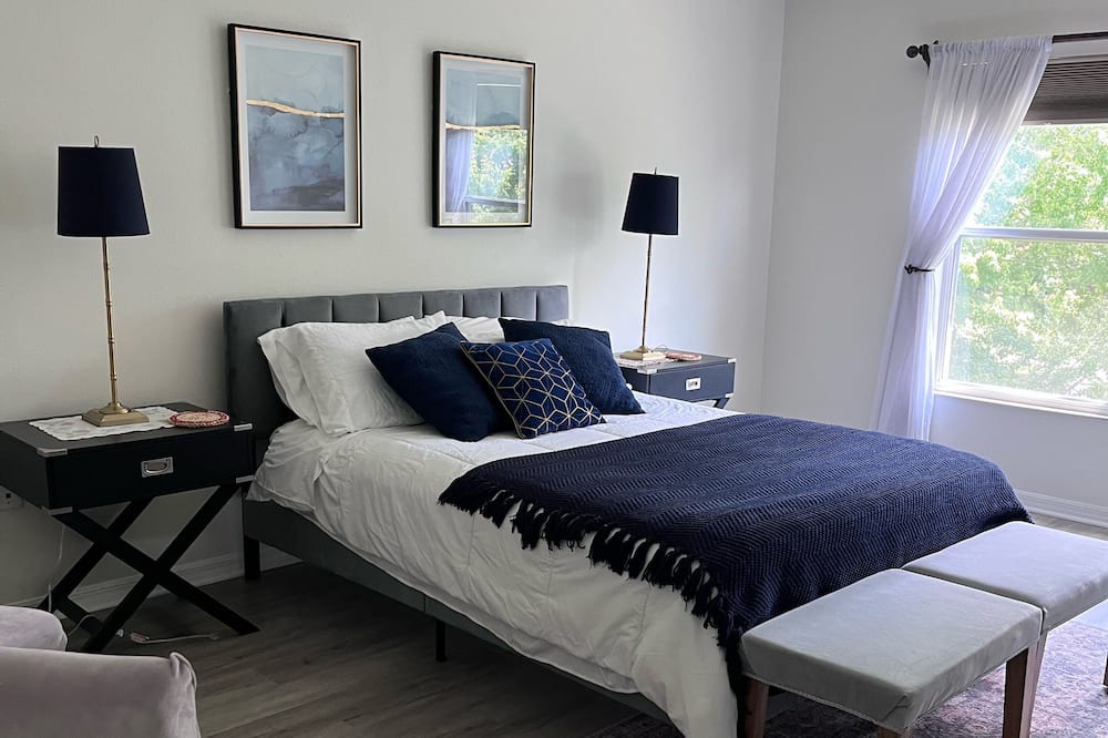 Photo of Bedroom in Oviedo