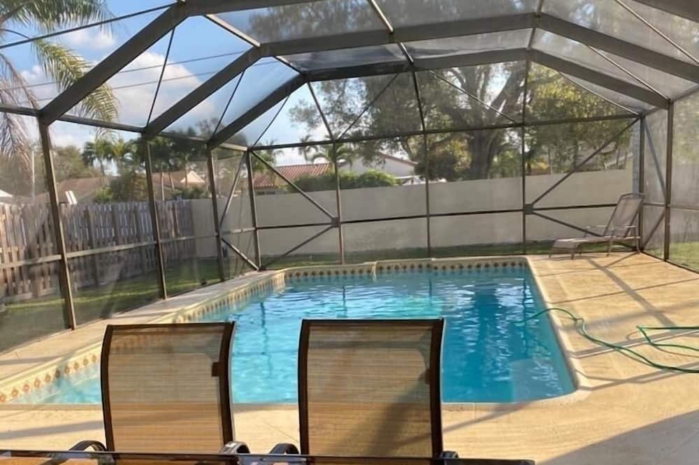 Photo of Outdoor in Cooper City