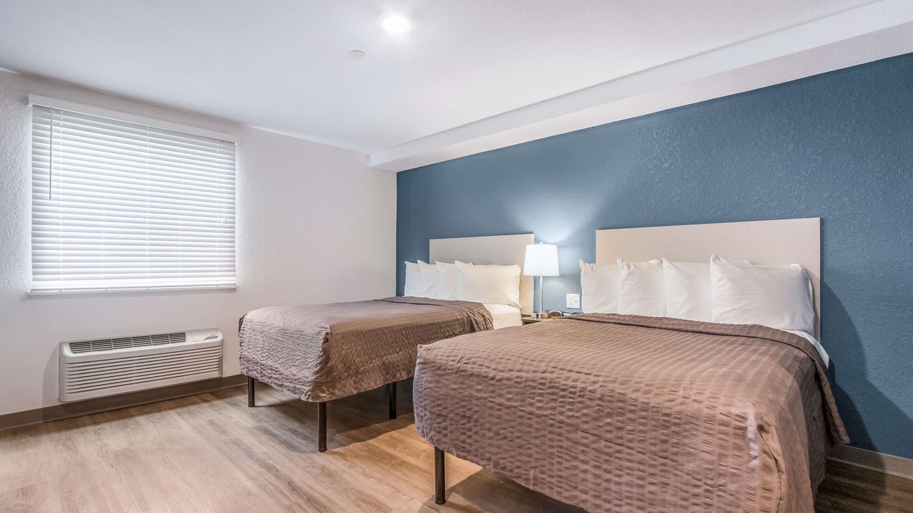 Photo of Bedroom in Ludlam