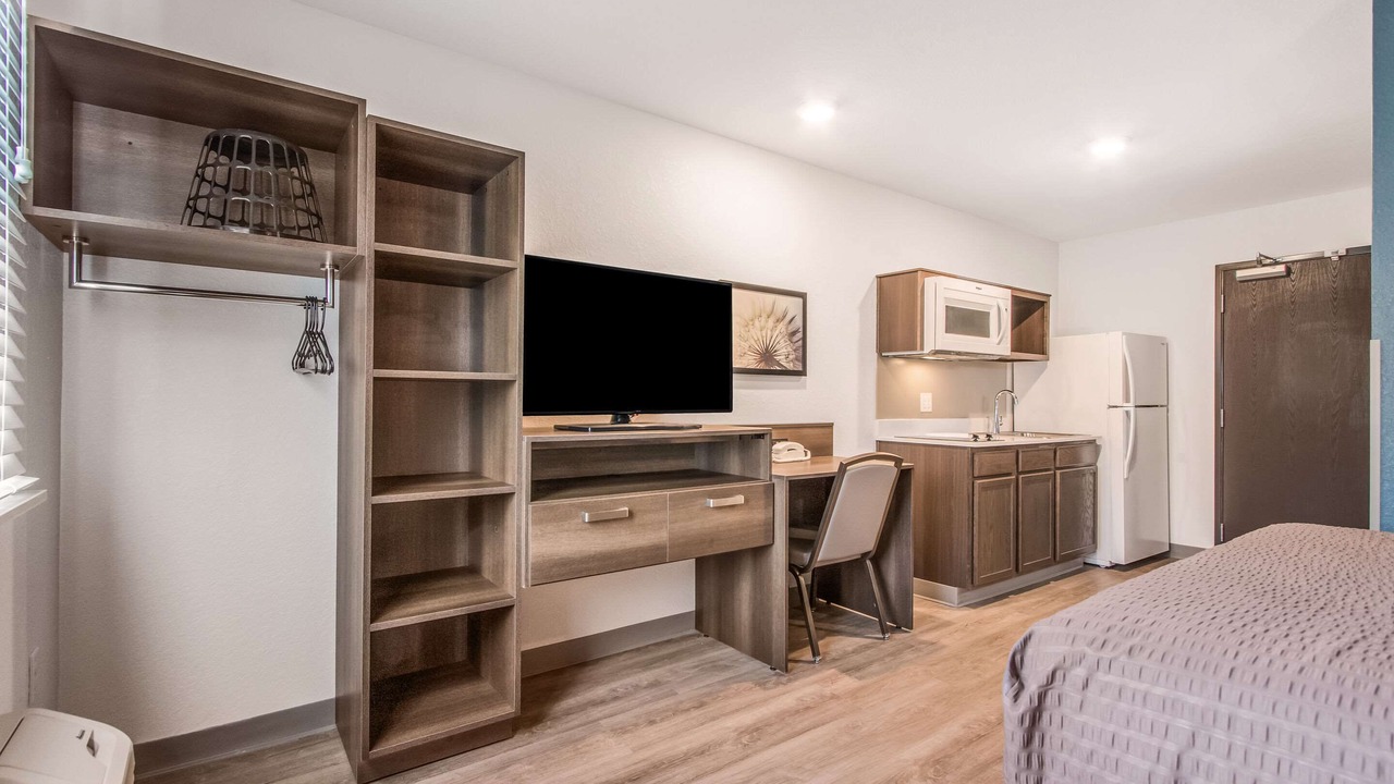 Photo of Bedroom in Ludlam