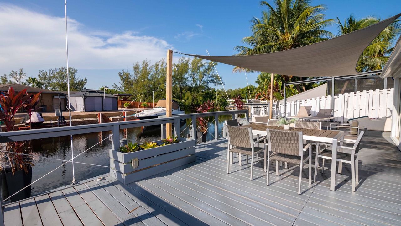 Photo of Outdoor in Melaleuca Gardens