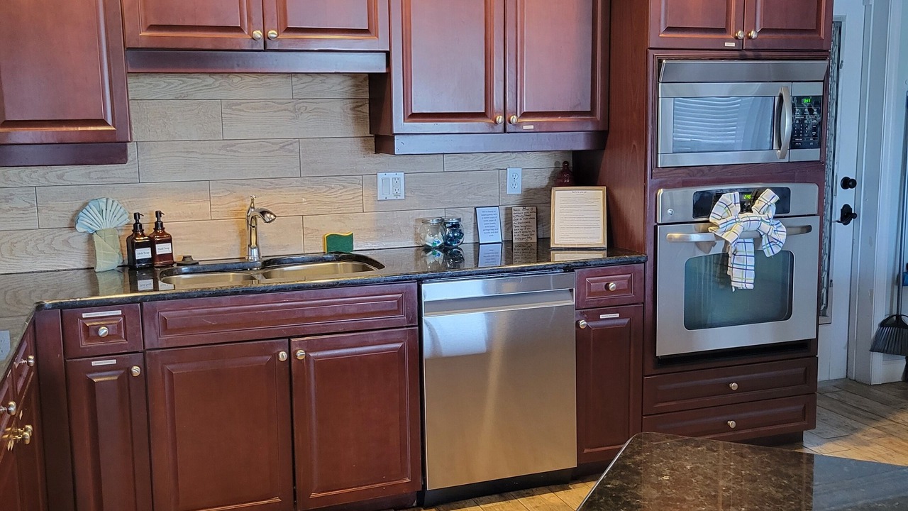 Photo of Kitchen in Cocoa Isles