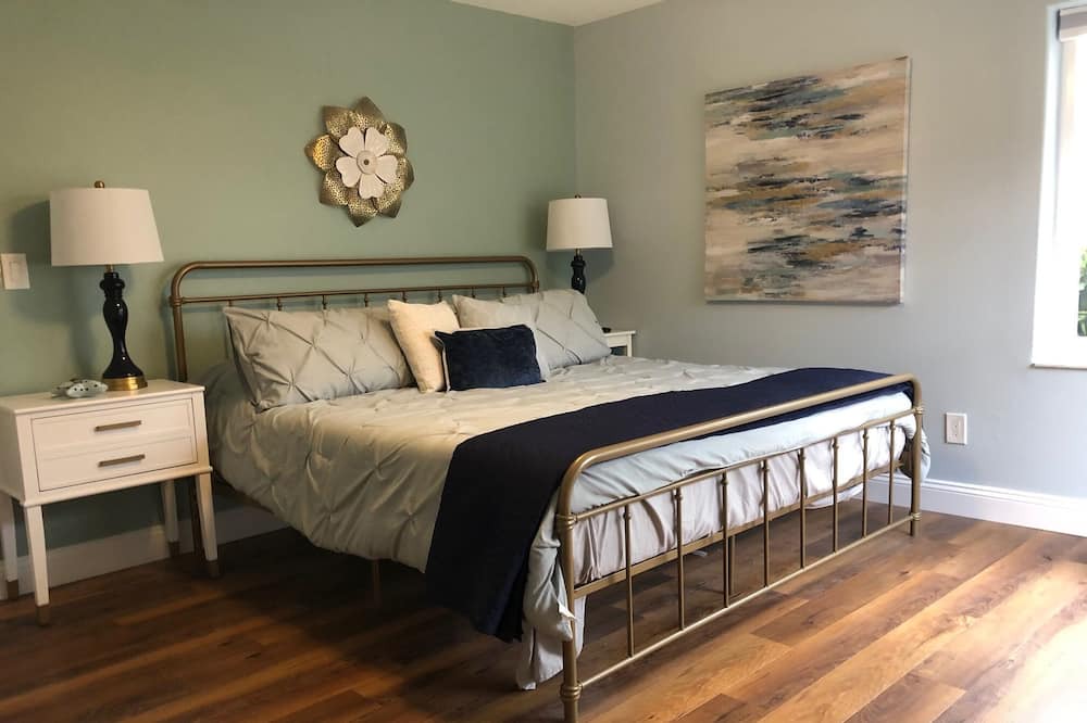 Photo of Bedroom in Horton Shores