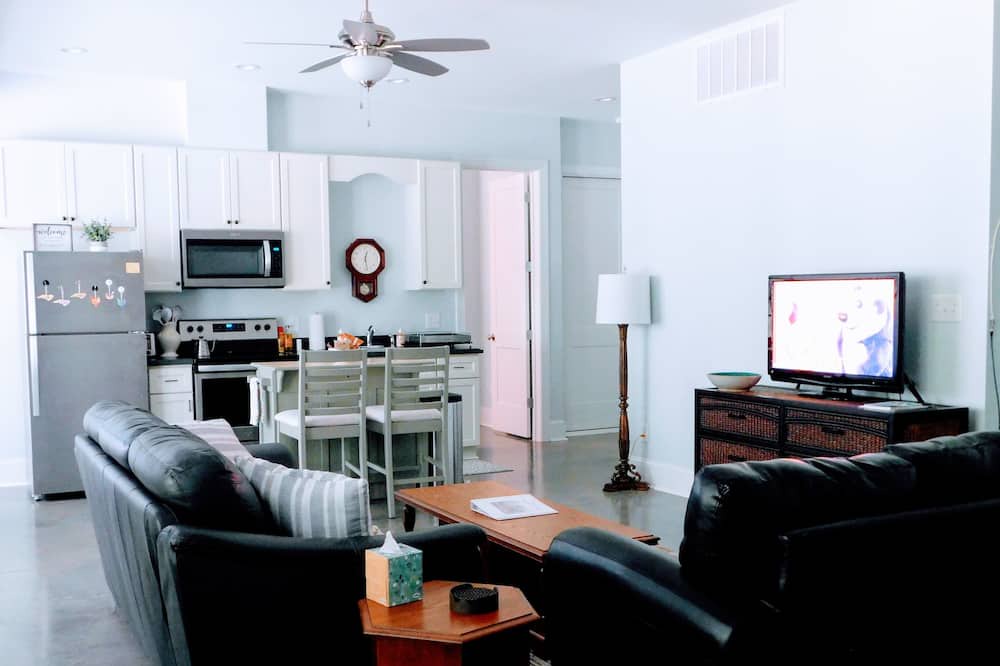 Photo of Livingroom in Garner