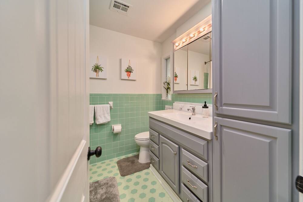 Photo of Bathroom in Mayo